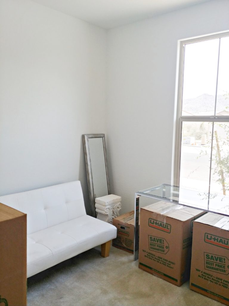 guest / sitting room at The Queen's Quarters on move-in day